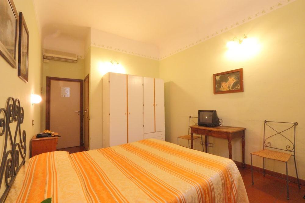 Hotel Genesi Флоренція Екстер'єр фото