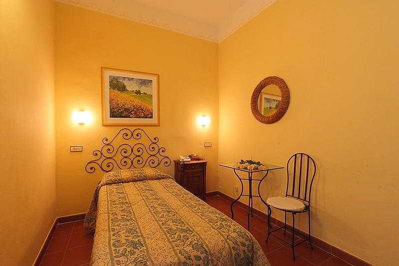 Hotel Genesi Флоренція Екстер'єр фото